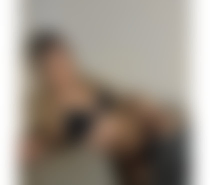  Escorts & Erotic Massage East Ham East London - Photos for Lily 🇧🇷 party girl 🔥 New in town ❤️