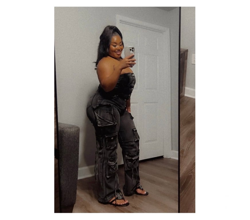 Escorts East London Barking Station - East London - Photos for 🥳🍾 Big Ass Party 🍾🥳