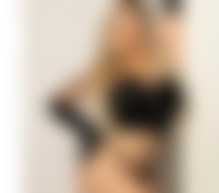 Escorts Lancashire Preston - Photos for Julya🤍best experience 💋ready for party🎉🍾outcall