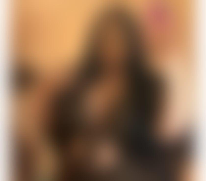 Trans Escorts North West London Harrow - Photos for 🍑 Heavenly Doll Face Devilish Curves Amelia Party 🍑