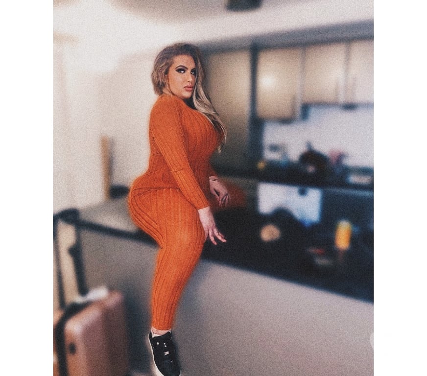 Trans Escorts North West London Harrow - Photos for 🍑 Heavenly Doll Face Devilish Curves Amelia Party 🍑