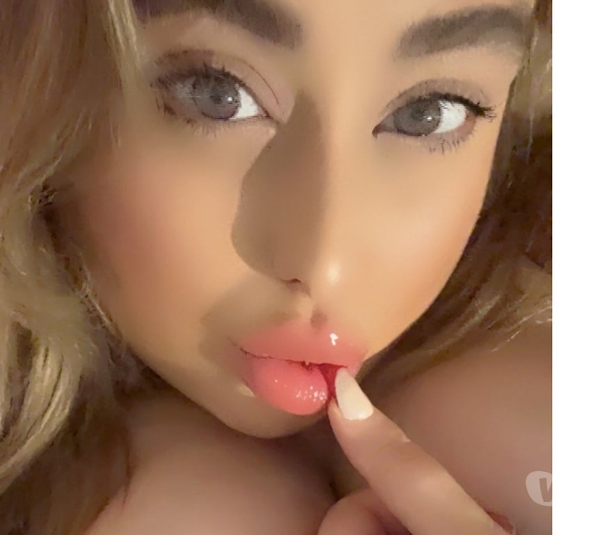 Escorts Greater Manchester Rochdale - Photos for Queensr3 curvy all over