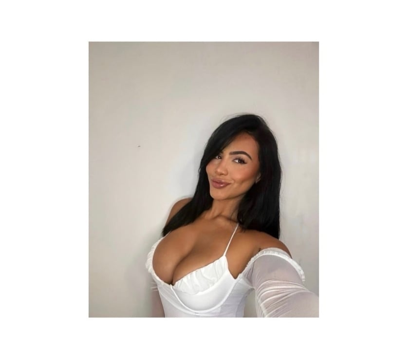 Escort Ashford Spelthorne - Photos for Laura New Brazilian 100% real photos .Outcall London