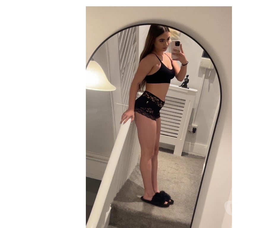 Escorts Essex Southend-on-Sea - Photos for Are you longing for an attractive and passionate girl