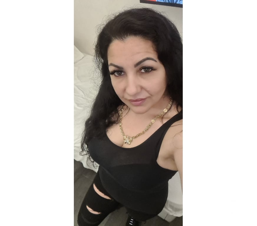 Escorts North London Finsbury Park - North London - Photos for Milf Kelly sexy big natural breasts 💋💋💋