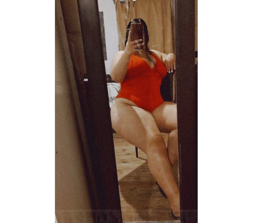 Escorts West Yorkshire Leeds - Photos for HELEN CHUBBY BODY HUNGARIAN GIRL 🇭🇺 REAL PIC 100%