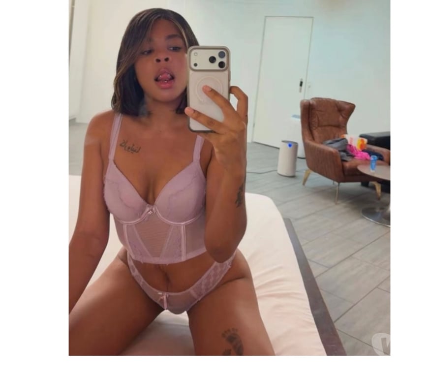 Escorts Greater Manchester Bolton - Photos for Hei i,m Rebecca now în Town