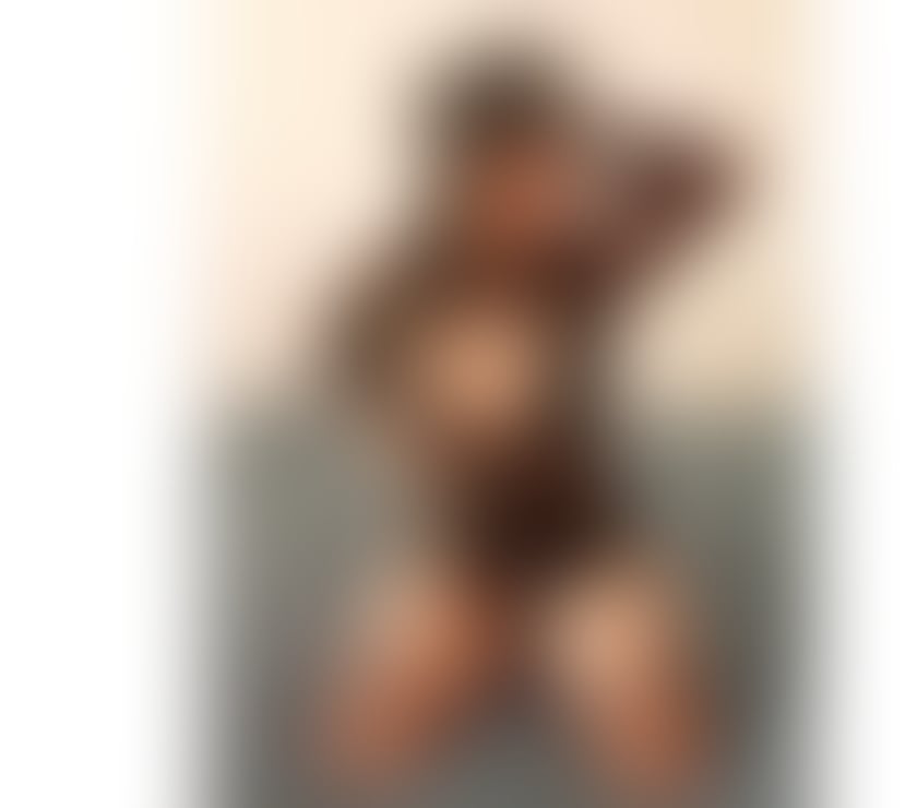 Escorts Barnet Edgware - Barnet - Photos for Hello guys New party grils Clara