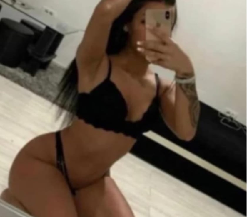 Ana❤️Back Here ❤️Quik 30 💎