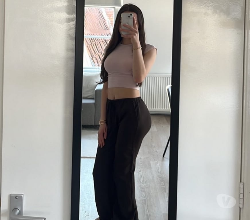 Escorts Hertfordshire St. Albans - Photos for OUTCALL Hot girl xx call me x x xxxxxx