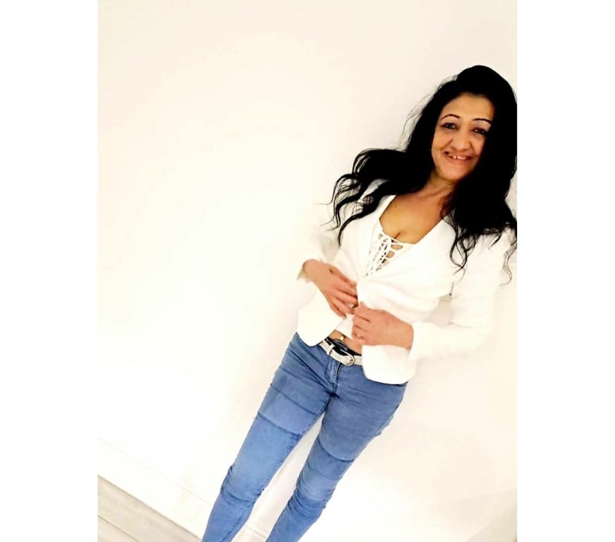 Escorts North West London Harrow - Photos for ❤️MILF MIRA IN TOWN❤️