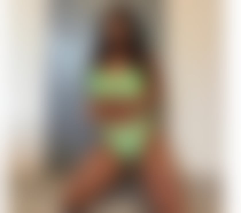 Photos for New 🔥Party Girl🔥🍾hot girl ❤️