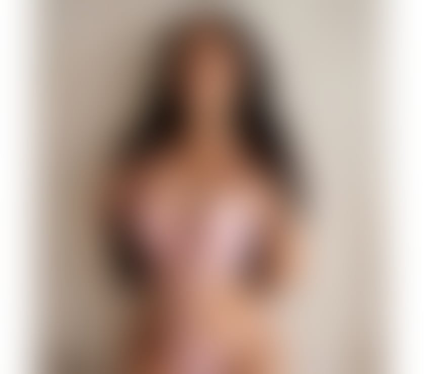 Photos for NEW 🍾Party Girl 🍾 Hot Girl🔥