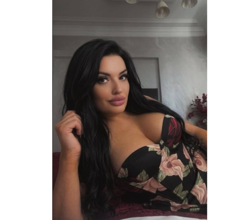 Escorts East London Gants Hill - East London - Photos for Larisa PARTY🎉 BEST BJ More details on WhatsApp