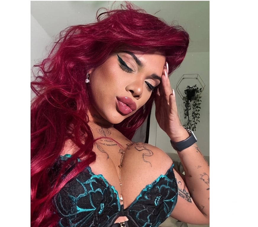Trans Escorts Aberdeen Aberdeen Airport - Aberdeen - Photos for Raven sexy in the town