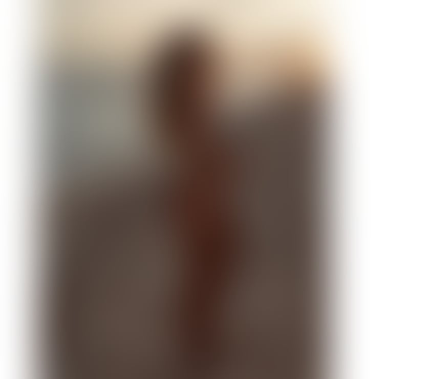 Escorts Surrey Runnymede - Photos for Tantric massage , Dip tissue with Laura