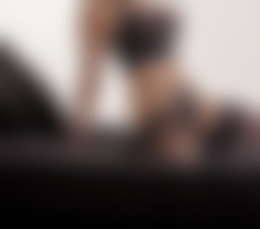 Escorts Devon Torbay - Photos for Mature pasionate busty slim and very sexy