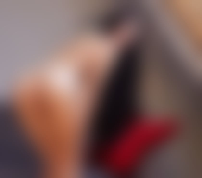 Escorts and Massages Reading Town Centre Reading - Photos for NAUGHTY 🪩 STR@P TOYS 👄🔝HOTTEST BRUNETTE 🔝PARTY