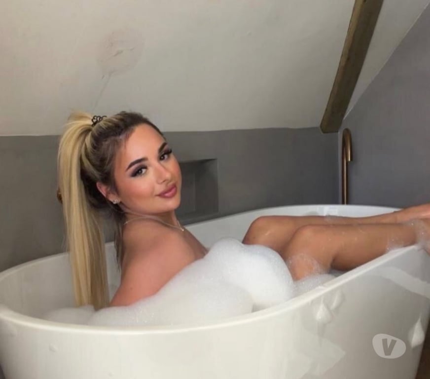 Escorts Nottinghamshire Nottingham - Photos for Selena no rush service 🥰PARY GIRL💥 OUT CALL💥