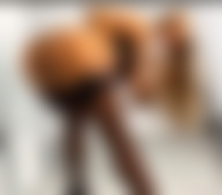 New In HARLOW !JULIA BEST PARTY GIRL