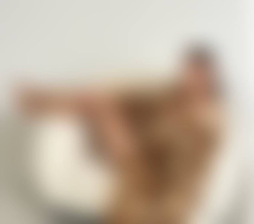 Jada – Thai TS Model Based in the UK