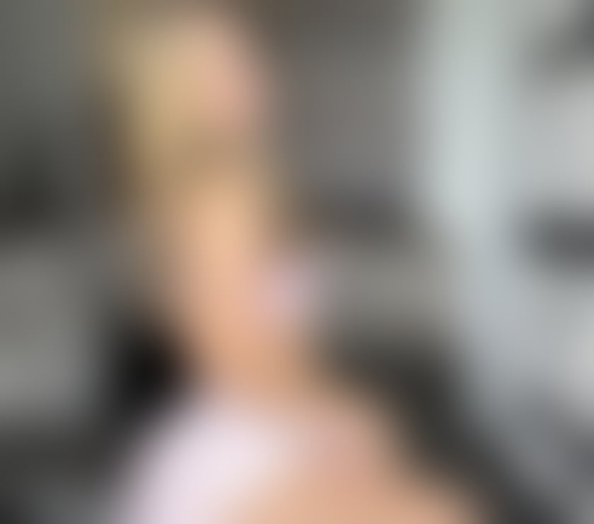 Escorts and Massages Adsdean Chichester - Photos for Hello I'm Anays new in town!!🥰