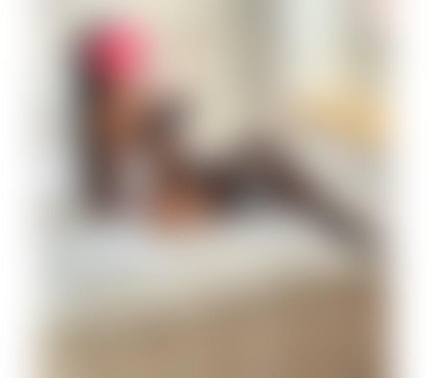 VIP Brunette – Private & Party Companion