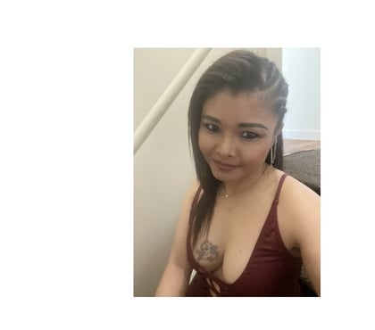 Escorts and Massages Bedford Central Bedfordshire - Photos for Naughty petite girl !!