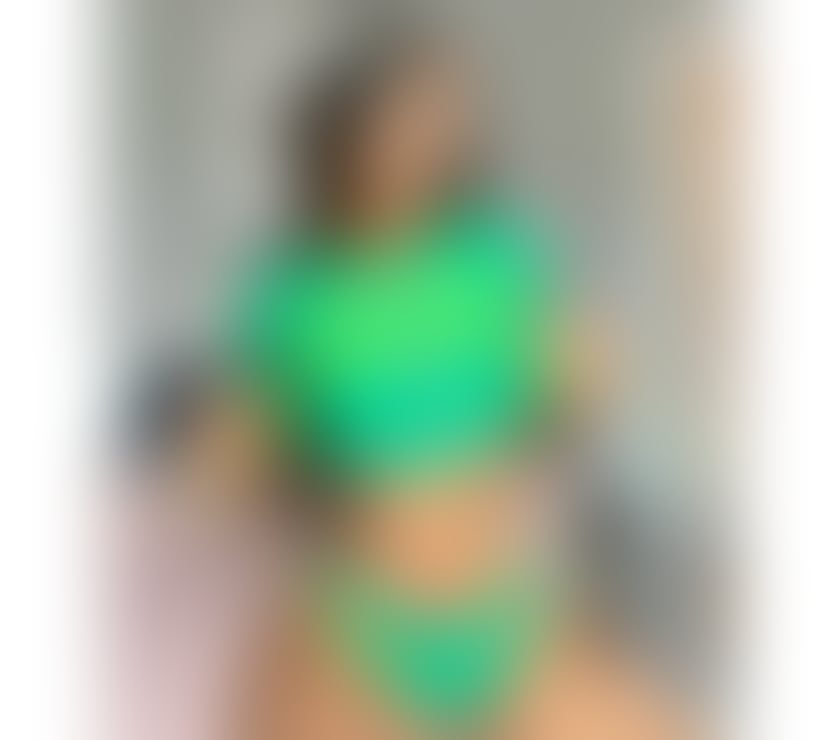 HOT BRAZILIAN🇧🇷NATURAL BOOBS🍑PARTY GIRL🍾