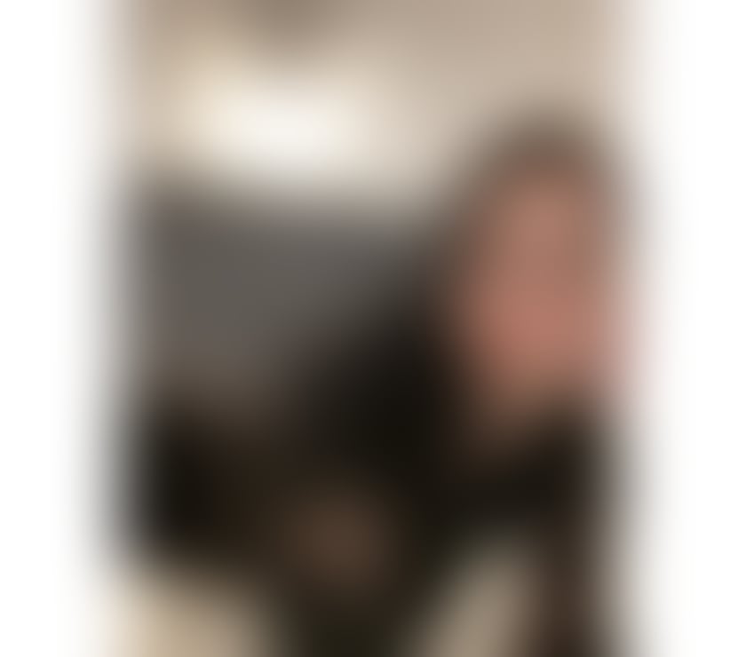 💕Isabelle new in town!💕 One of a kind party girl💕