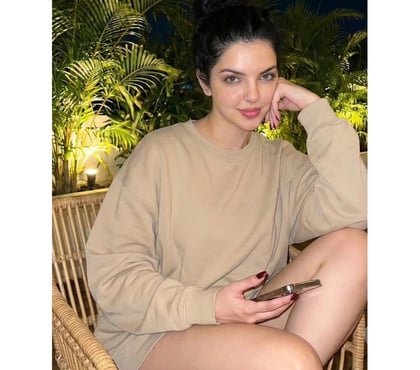 Indian Escorts & Erotic Massage Abbey Wood South East London - Photos for Gorgeous Indian Lady for Companionship in your town