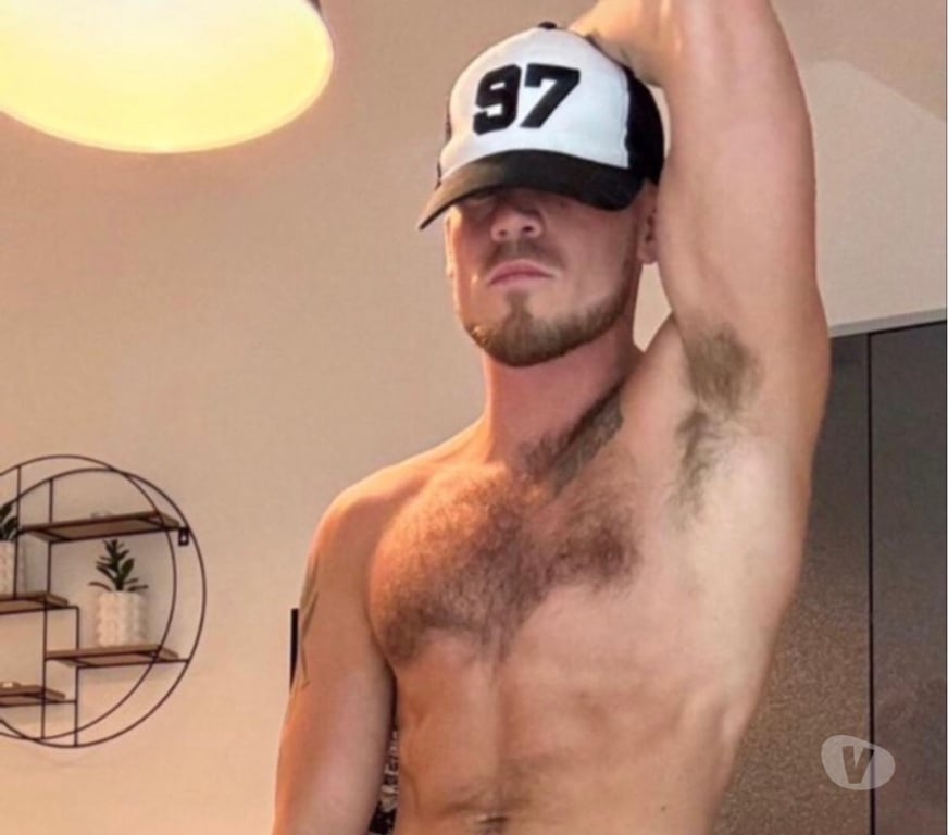  Gay massage West Yorkshire Leeds - Photos for TommyBoy Bi Lad