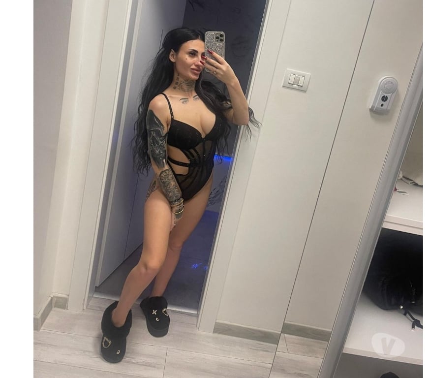 Escorts Bedfordshire Luton - Photos for ❌꧁BUSTY AND SENSUAL꧂❌BIG BOOBS 𒐪HOT𒐪