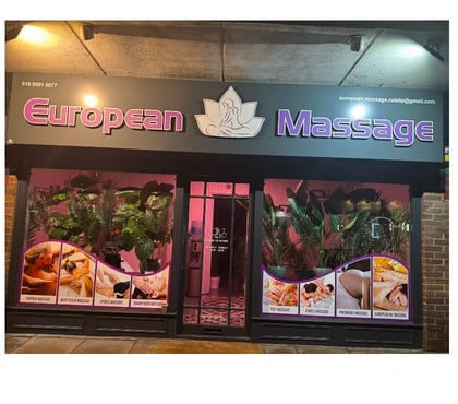 Full body massage Ickenham Saint Hillingdon - Photos for European Massage