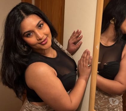 Escorts Smethwick Sandwell - Photos for Hi here Naina ☺️ from Nepal 🇳🇵 💖 New