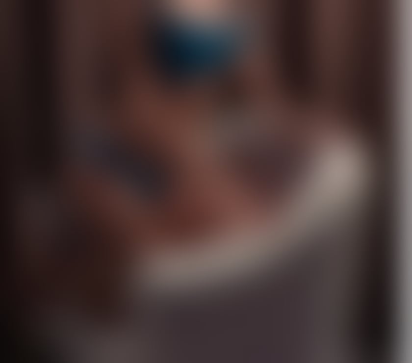 Escort Farnham Royal Slough - Photos for Anna new girl in Slough !