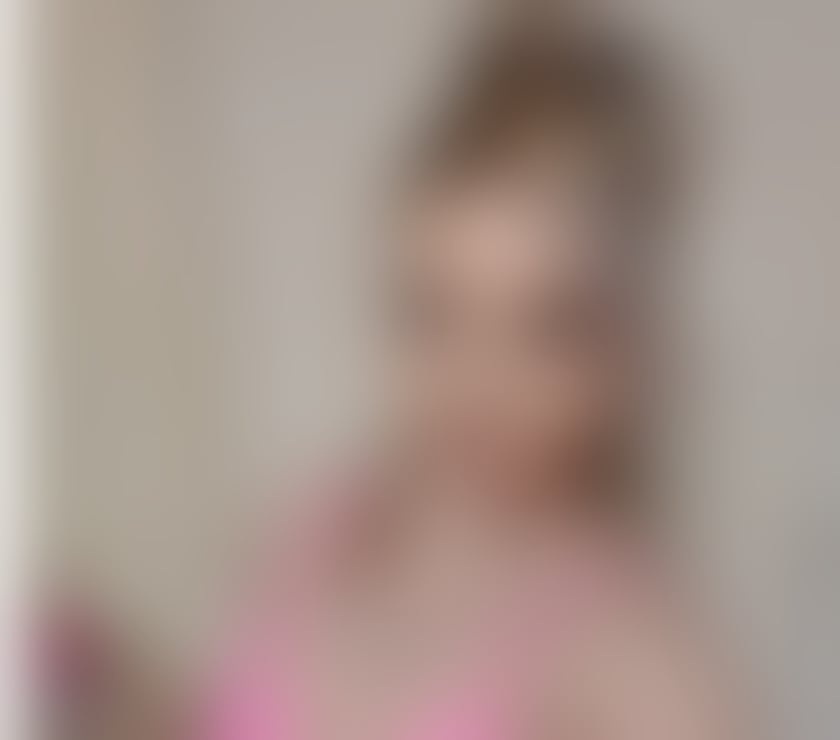 Hi guys i'm denizz new here party Girl only outcall