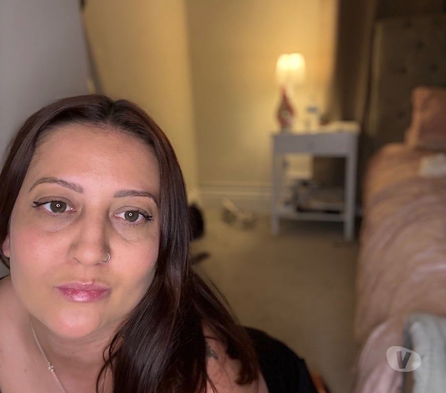 Adult Entertainment Central London London Bridge Station - Central London - Photos for Hot Milfy Red Head ONLINE