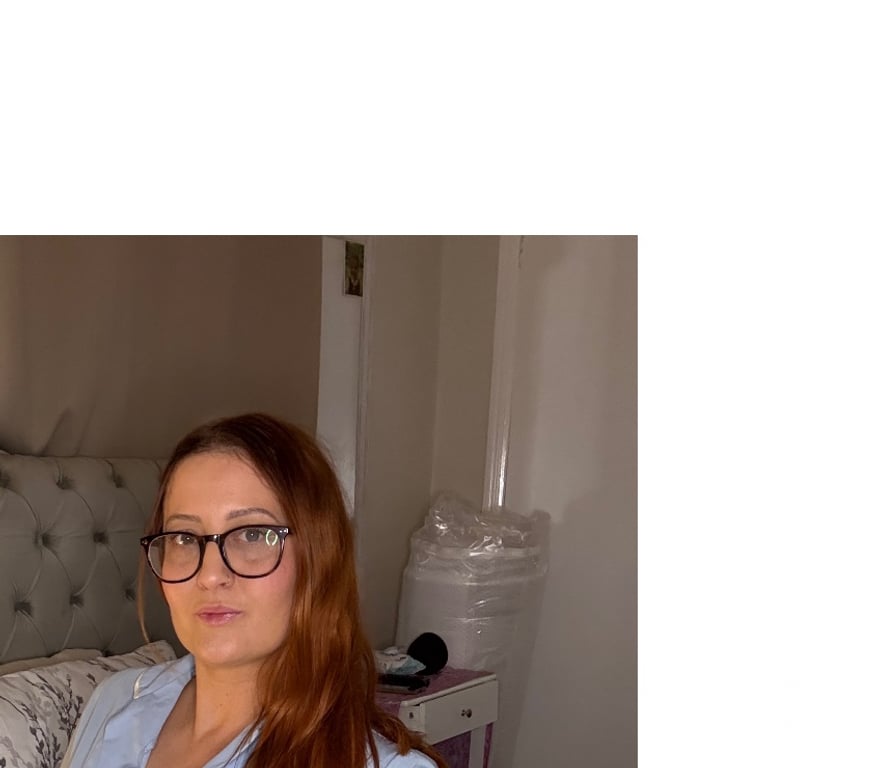 Adult Entertainment Central London London Bridge Station - Central London - Photos for Hot Milfy Red Head ONLINE