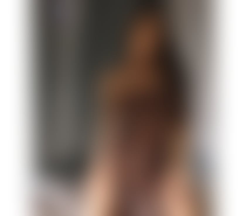  Escorts Redhill Reigate and Banstead - Photos for 🩷hi I'm new in town Lisa 🩷party girl only outcall