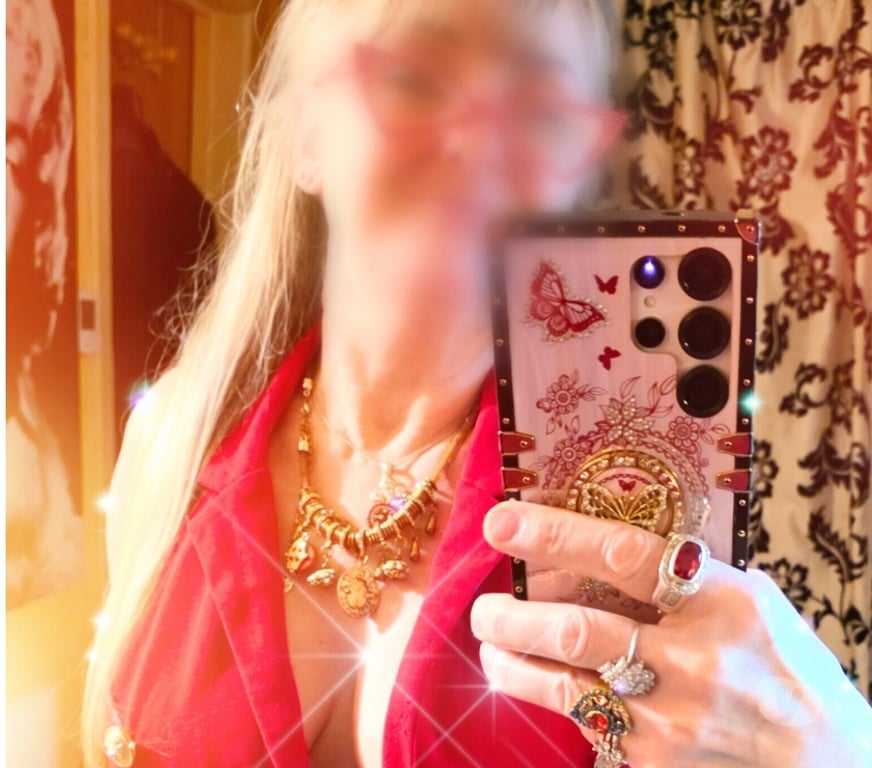 Escorts Dorset Bournemouth, Christchurch and Poole - Photos for MATURE EXPERIENCED & FUN WILL BLOW UR SOX OFF!! MON-FRI