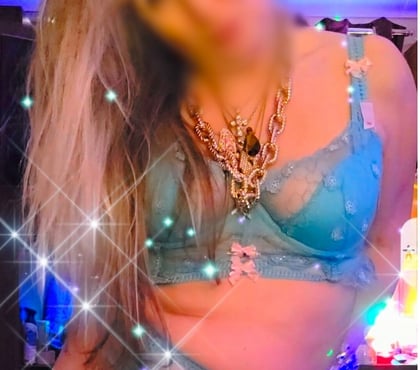 New Escorts & Erotic Massage Bockhampton Bournemouth, Christchurch and Poole - Photos for MATURE EXPERIENCED & FUN WILL BLOW UR SOX OFF!! MON-FRI