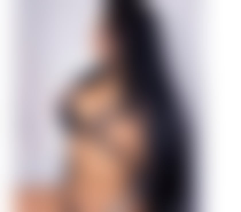 Escorts Luton Town Centre Luton - Photos for New girls in town 🤭 Lina SWEET GIRL🎉