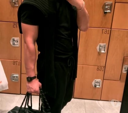 Escorts and Massages Luton Town Centre Luton - Photos for Leonardo discreet boy 🔥 size 9 inch 🍆 🔥 party 🎉