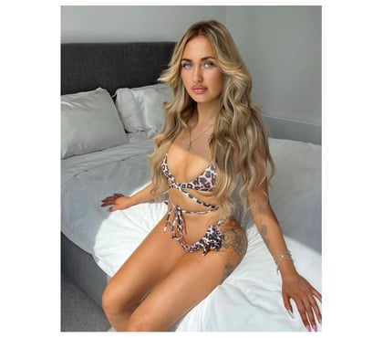 Photos for Naughty girl in town real pics