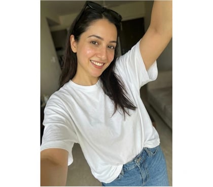 Escorts and Massages Abbey Wood South East London - Photos for New indian girl Escort service Riya Available Abbey wood