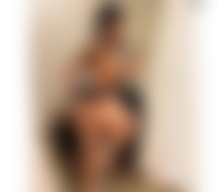 Escorts East London Havering - Photos for Bianca 🦋🧁best owo💦party girl 🎉