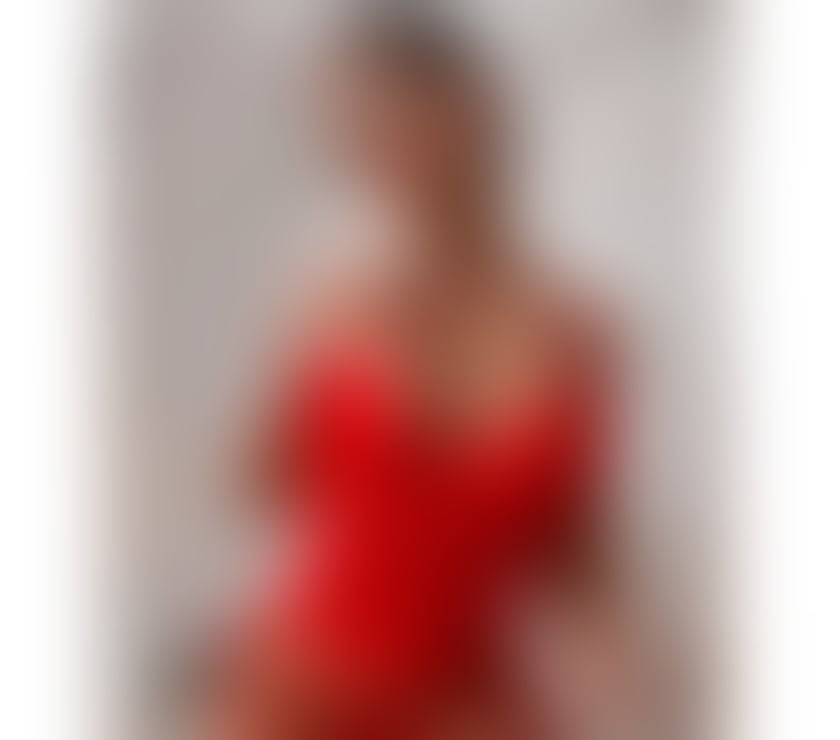 Bianca 🦋🧁best owo💦party girl 🎉