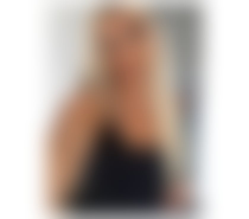  Escorts Bury Town Centre Bury - Photos for DISCREET PARTY GIRL✅ NO RUSH💕