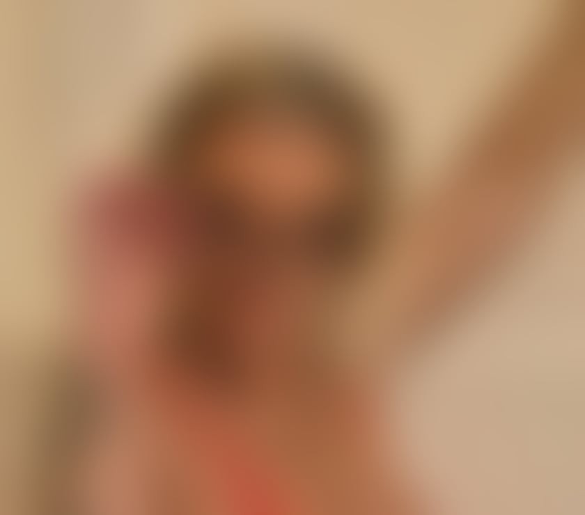 CHLOE ❤️ MILF 🥳 PARTY ❤️ WOMEN